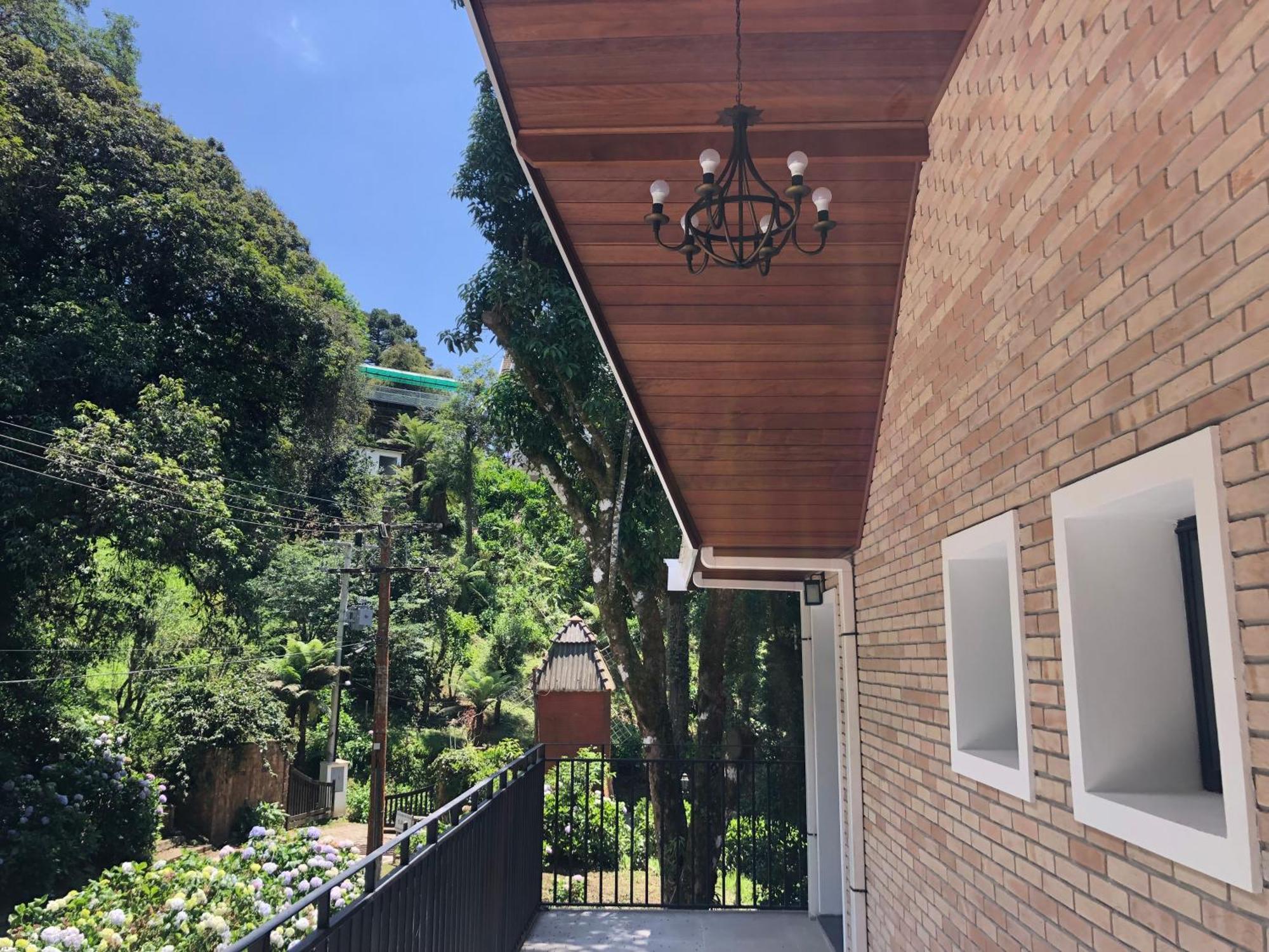 La Floresta Suites Campos do Jordão Buitenkant foto